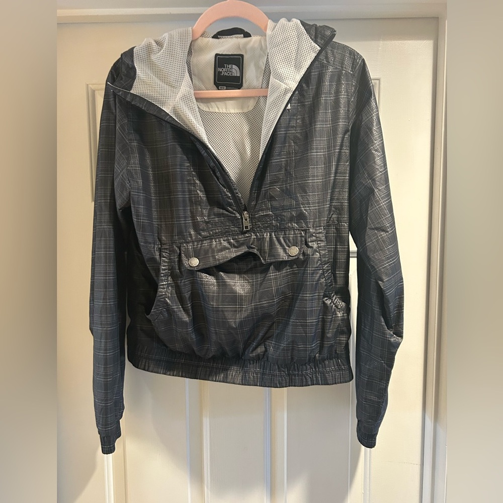 The North Face Women's Dark Gray Plaid Anorak